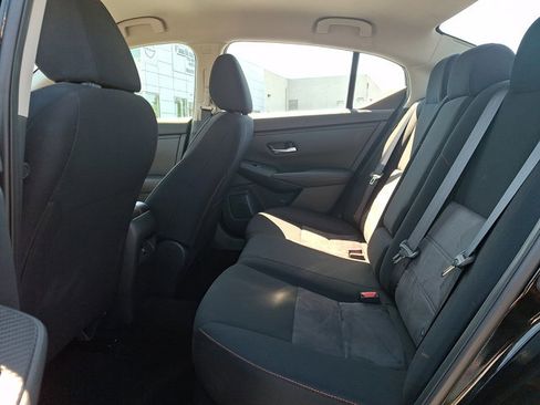 Certified 2023 Nissan Sentra SR w/ Midnight Edition Package FWD image 10
