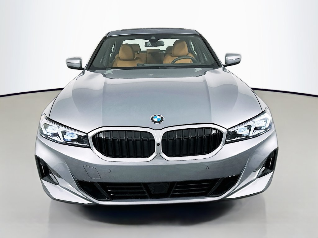 Used 2026 BMW 330i xDrive Sedan w/ Convenience Package AWD/4WD image 2