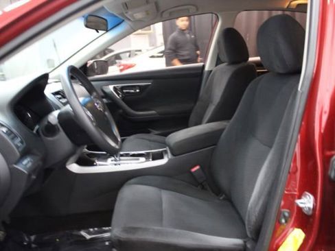 Used 2014 Nissan Altima 2.5 S image 10