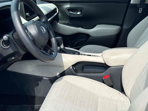 Certified 2023 Honda HR-V LX image 18