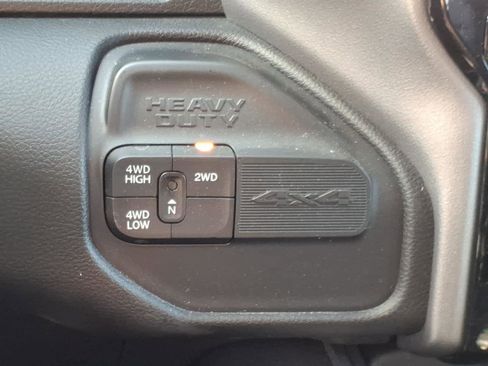 Used 2024 RAM 2500 Laramie w/ Night Edition image 24