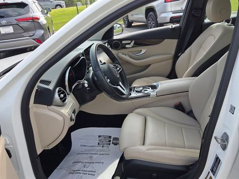 Used 2019 Mercedes-Benz C 300 Sedan image 5
