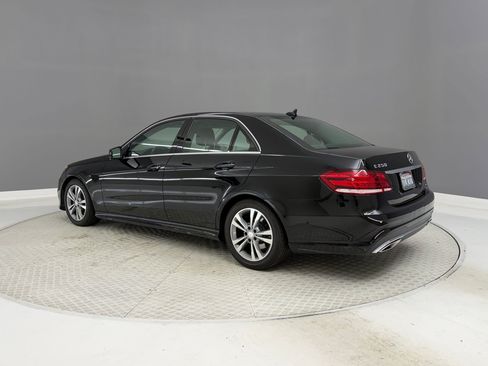 Used 2014 Mercedes-Benz E 250 BlueTEC Sedan image 3