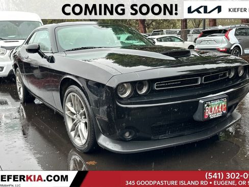Used 2022 Dodge Challenger GT image 1