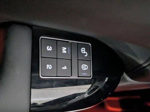 Used 2020 Land Rover Range Rover Sport HST image 18