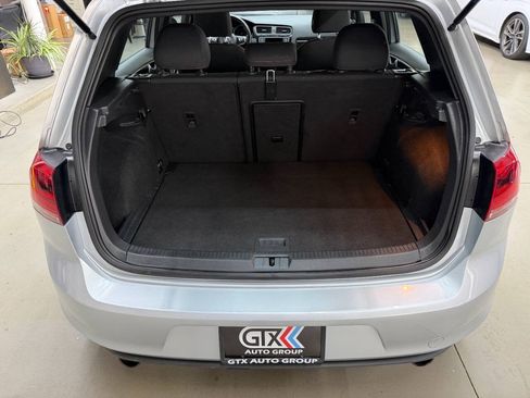 Used 2017 Volkswagen GTI Sport FWD image 9