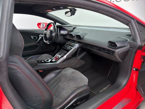 Used 2016 Lamborghini Huracan LP 580-2 RWD image 36