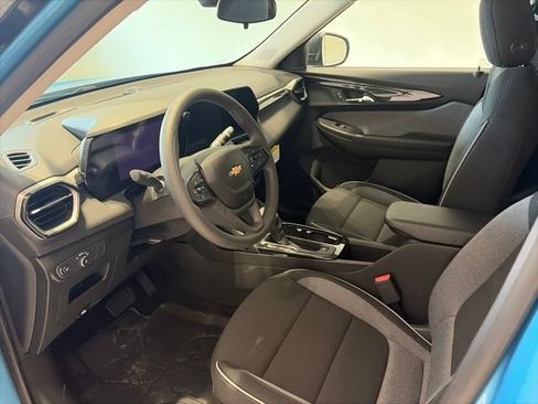 New 2026 Chevrolet TrailBlazer LS w/ LS Convenience Package FWD image 8