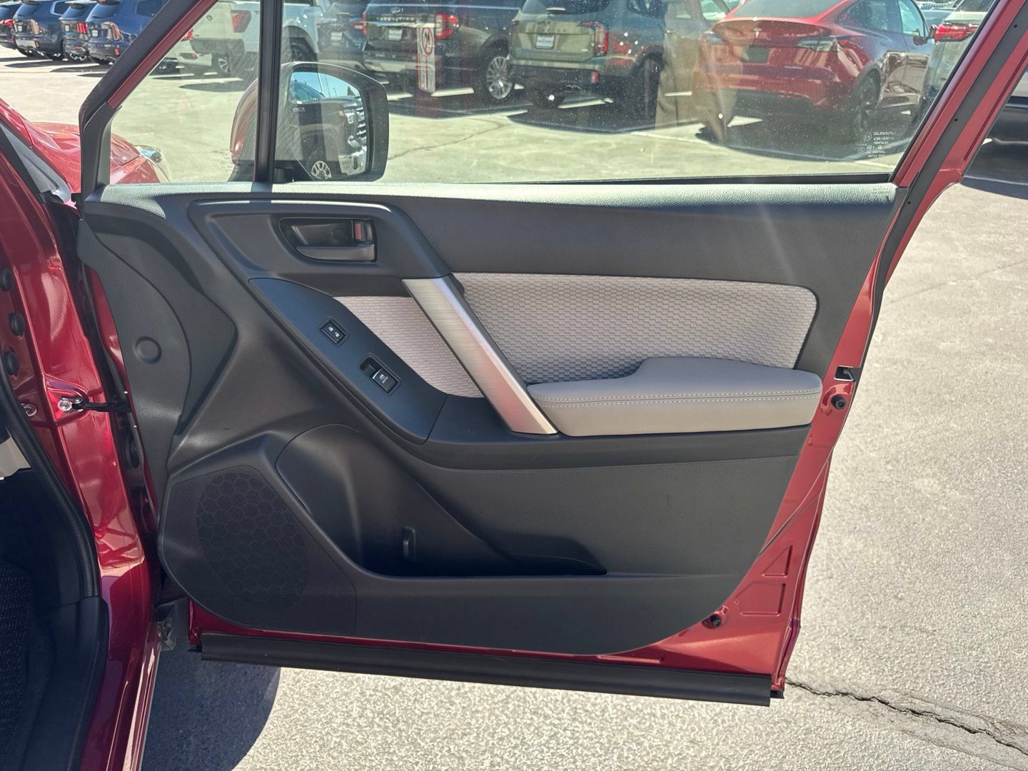Used 2018 Subaru Forester 2.5i Premium w/ Protection Package #3A AWD/4WD image 11