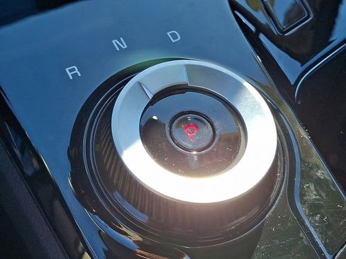 Used 2023 Kia Sportage LX image 15