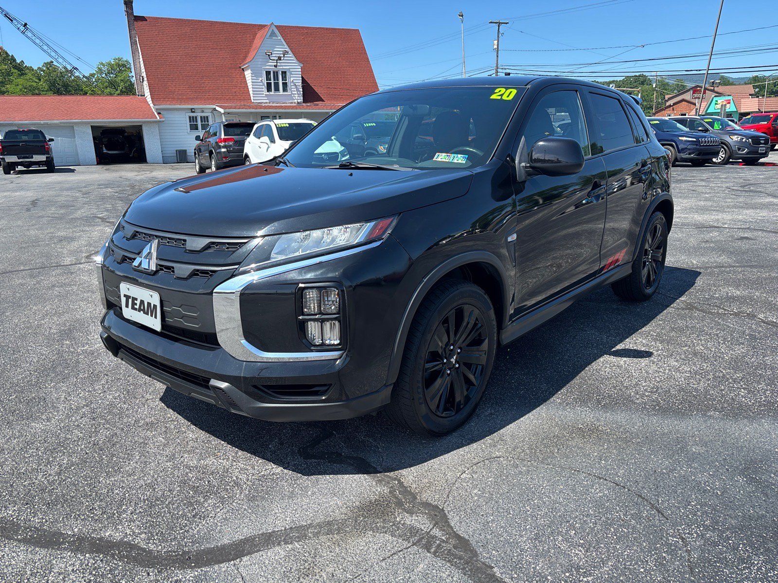Used 2020 Mitsubishi Outlander Sport Black Edition FWD image 3