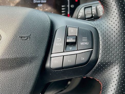 Used 2023 Ford Escape ST-Line FWD image 19