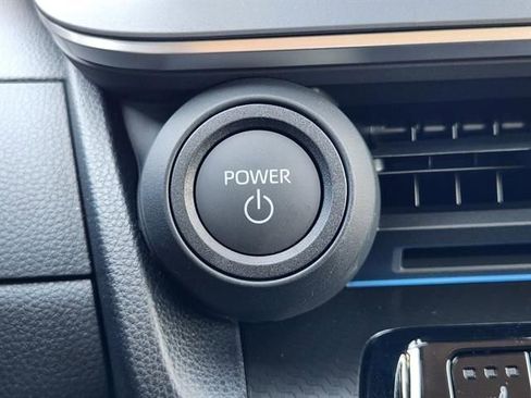 New 2026 Toyota Prius Plug-In Hybrid FWD image 16