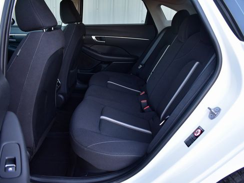 Used 2023 Hyundai Sonata SEL w/ Cargo Package image 19