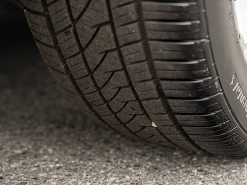 Used 2013 Volvo C70 T5 image 28