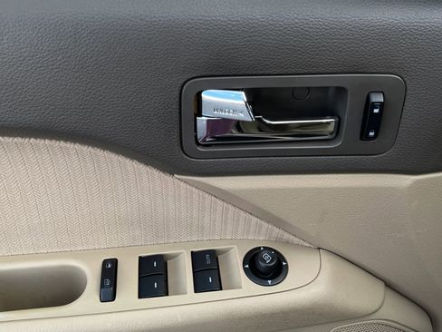 Used 2007 Mercury Milan image 16