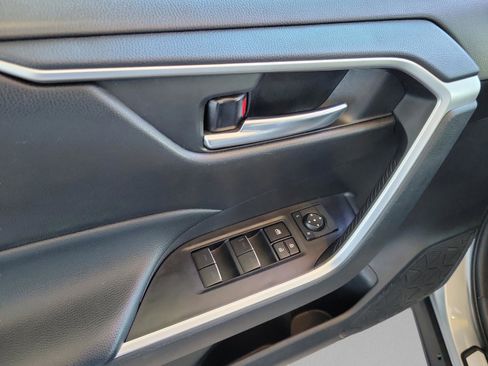Used 2024 Toyota RAV4 XLE w/ Convenience Package FWD image 7