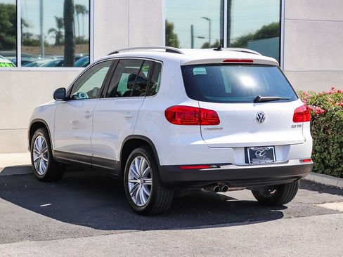 Used 2012 Volkswagen Tiguan S FWD image 4