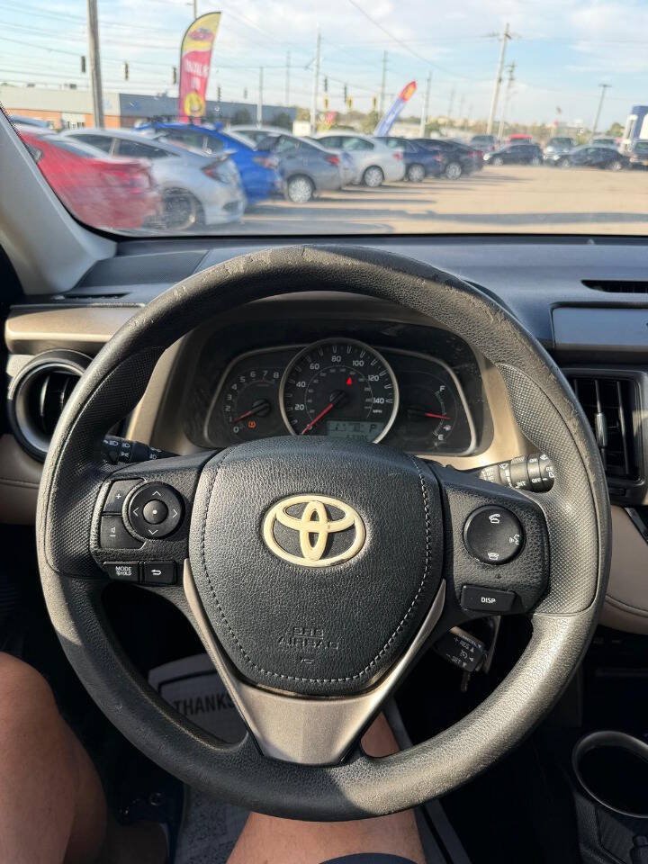 Used 2013 Toyota RAV4 XLE FWD image 9
