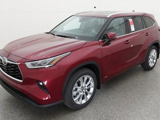 New 2026 Toyota Highlander Limited video 1