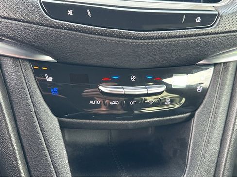 Certified 2024 Cadillac XT5 Premium Luxury image 20