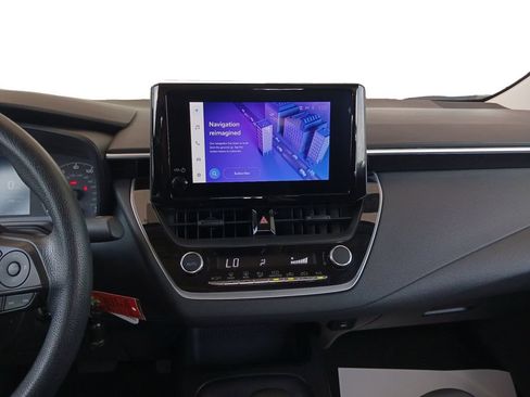 Used 2024 Toyota Corolla LE FWD image 12