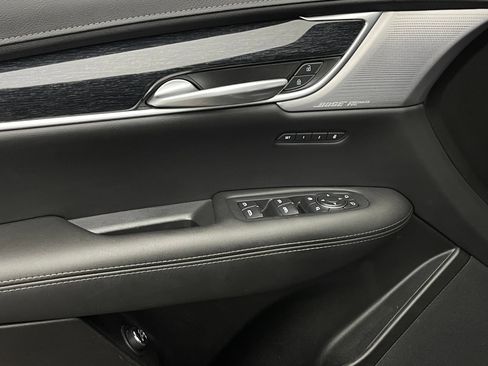 Used 2023 Cadillac XT5 Premium Luxury FWD image 17