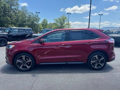 Used 2019 Ford Edge ST w/ Equipment Group 401A AWD/4WD image 4