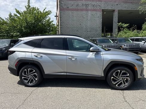 New 2026 Hyundai Tucson Limited AWD/4WD image 8