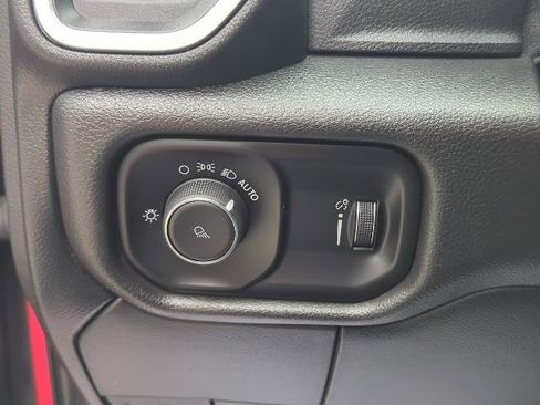 Certified 2022 RAM 3500 Big Horn AWD/4WD image 18