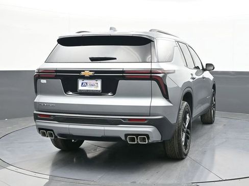 New 2026 Chevrolet Traverse LT w/ LPO, Floor Liner Package image 13