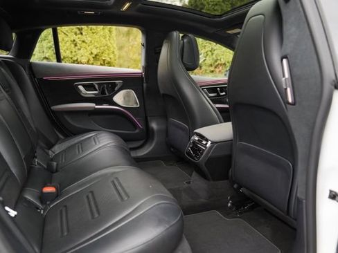 Used 2023 Mercedes-Benz EQS AMG 4MATIC w/ Trim Level Package image 38