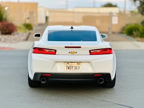 Used 2016 Chevrolet Camaro LT RWD image 6