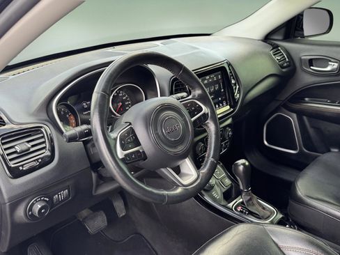 Used 2019 Jeep Compass Limited image 18