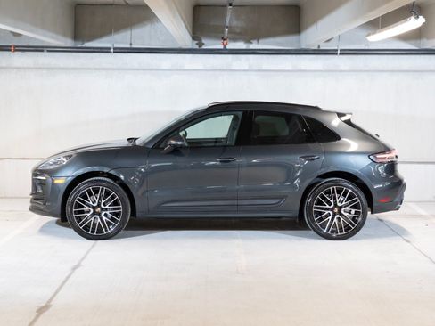 Certified 2026 Porsche Macan AWD/4WD image 2