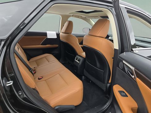Certified 2022 Lexus RX 350 FWD w/ Premium Package image 20