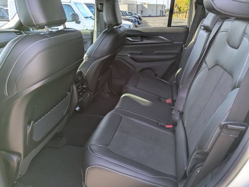 New 2025 Jeep Grand Cherokee Altitude RWD image 12