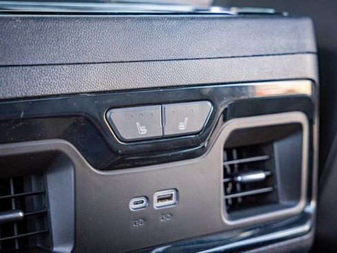 Used 2024 Chevrolet Silverado 1500 ZR2 w/ Technology Package image 35