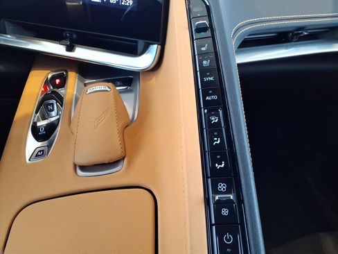 Certified 2021 Chevrolet Corvette Stingray Preferred Conv w/ Z51 Performance Package image 13