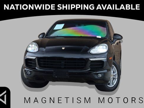 Used 2018 Porsche Cayenne AWD/4WD image 1