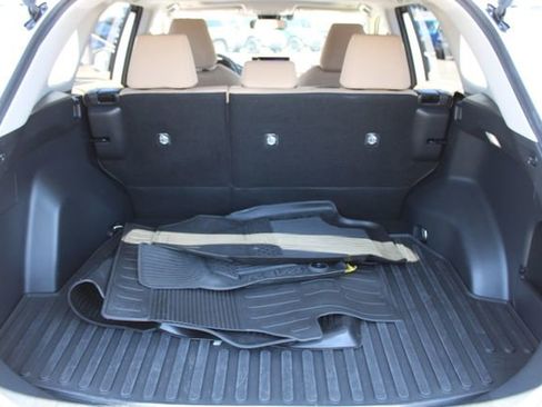Used 2025 Toyota RAV4 XLE w/ Convenience Package FWD image 36