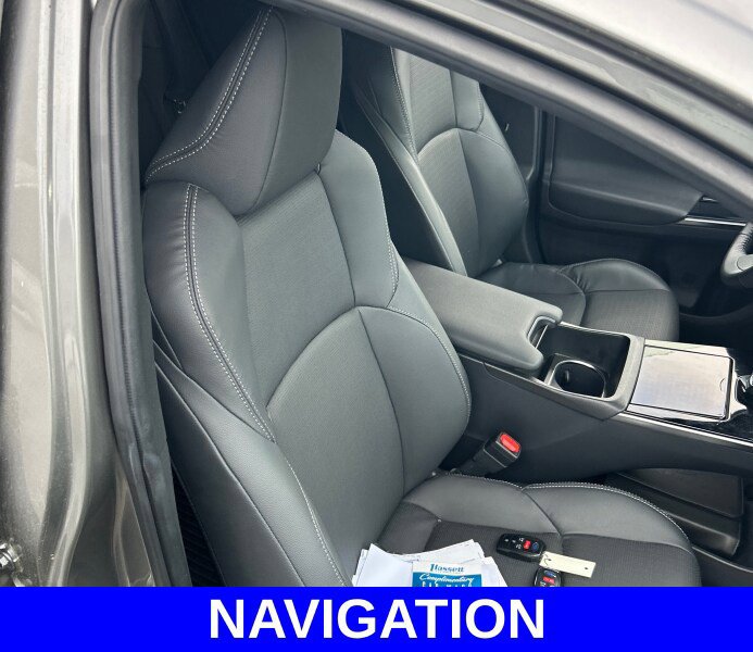 Used 2023 Subaru Solterra AWD image 5