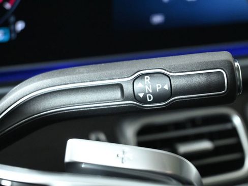 New 2026 Mercedes-Benz GLS 450 4MATIC image 25