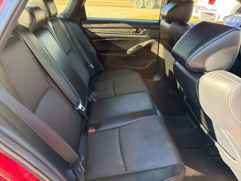 Used 2018 Honda Accord Sport image 17