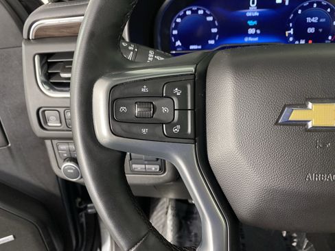 Used 2023 Chevrolet Tahoe LT w/ Luxury Package AWD/4WD image 23