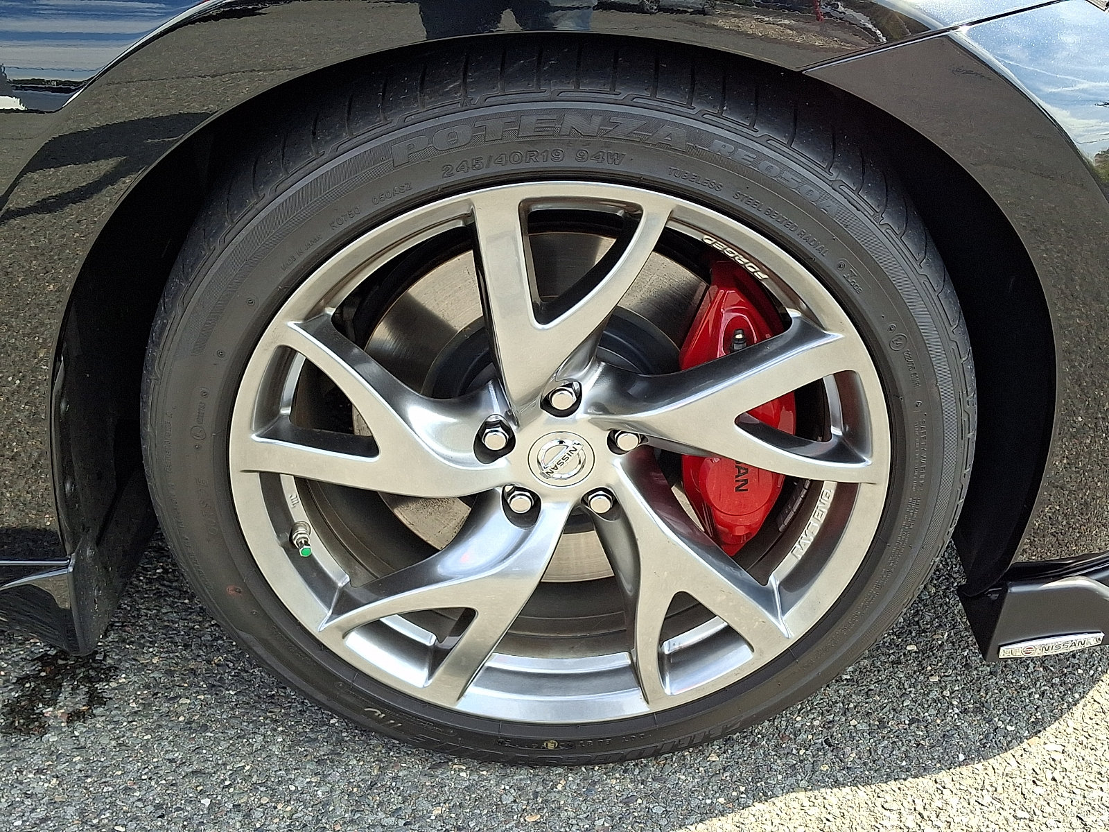 Used 2016 Nissan 370Z Coupe RWD image 9