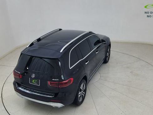 Used 2025 Mercedes-Benz GLB 250 4MATIC w/ Exclusive Package image 86