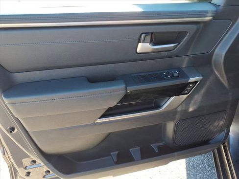 Used 2022 Toyota Tundra Limited image 11