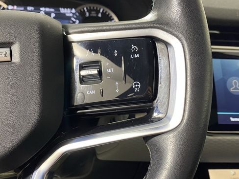 Used 2023 Land Rover Range Rover Evoque R-Dynamic S image 16