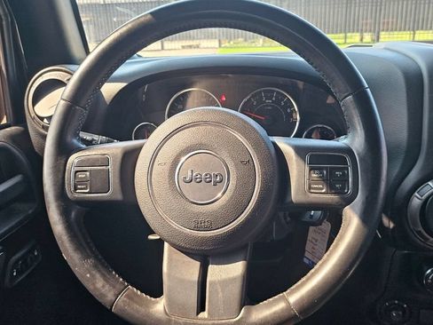 Used 2015 Jeep Wrangler Unlimited Sport w/ Power Convenience Group AWD/4WD image 29